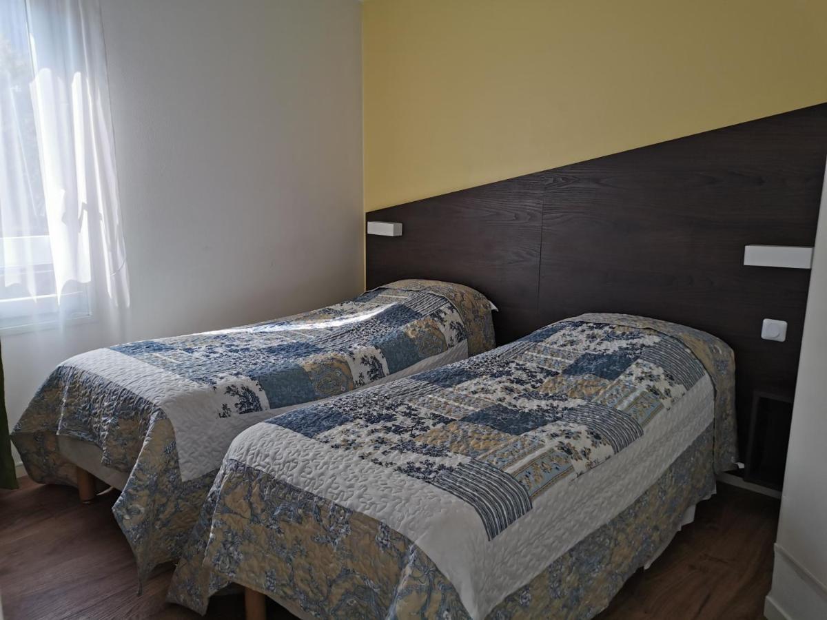 Fasthotel Paris Ouest Bouafle Bagian luar foto