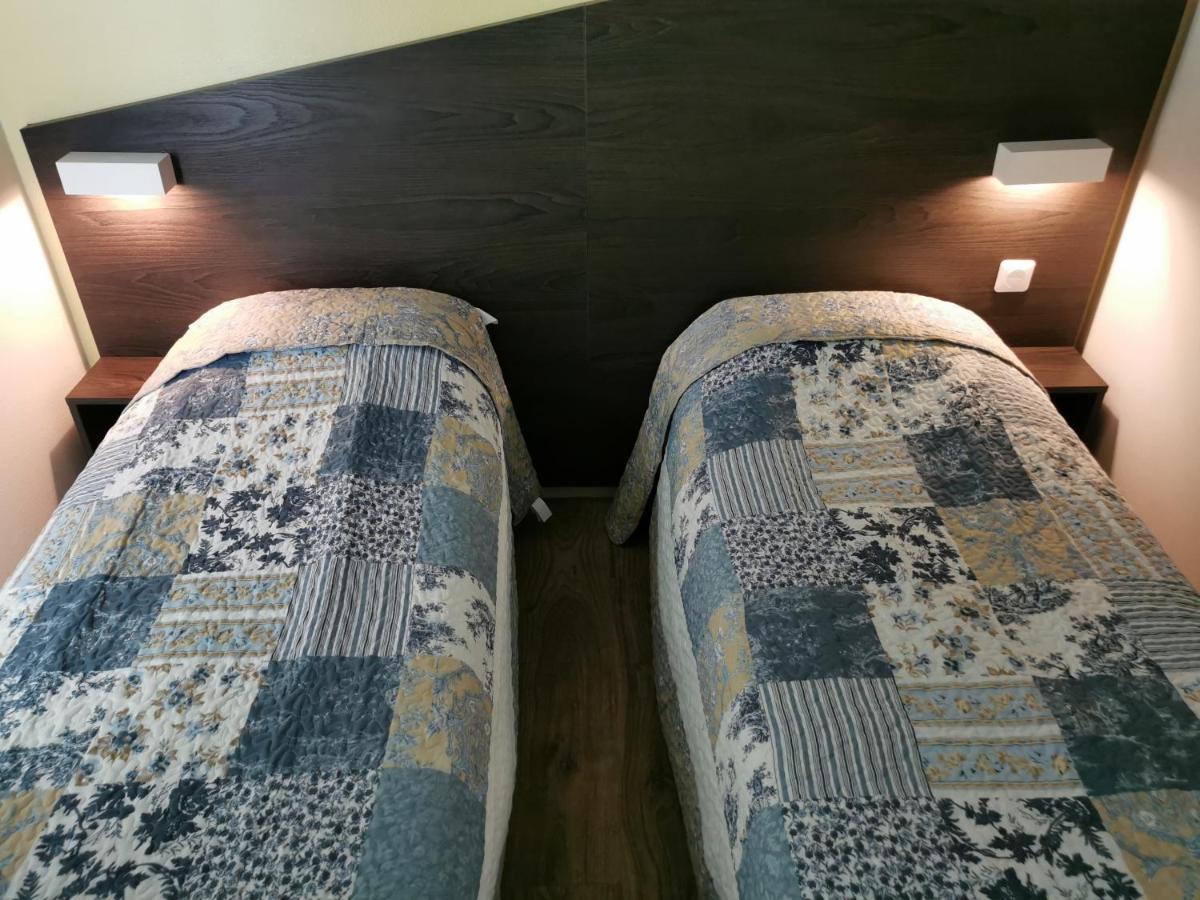 Fasthotel Paris Ouest Bouafle Bagian luar foto