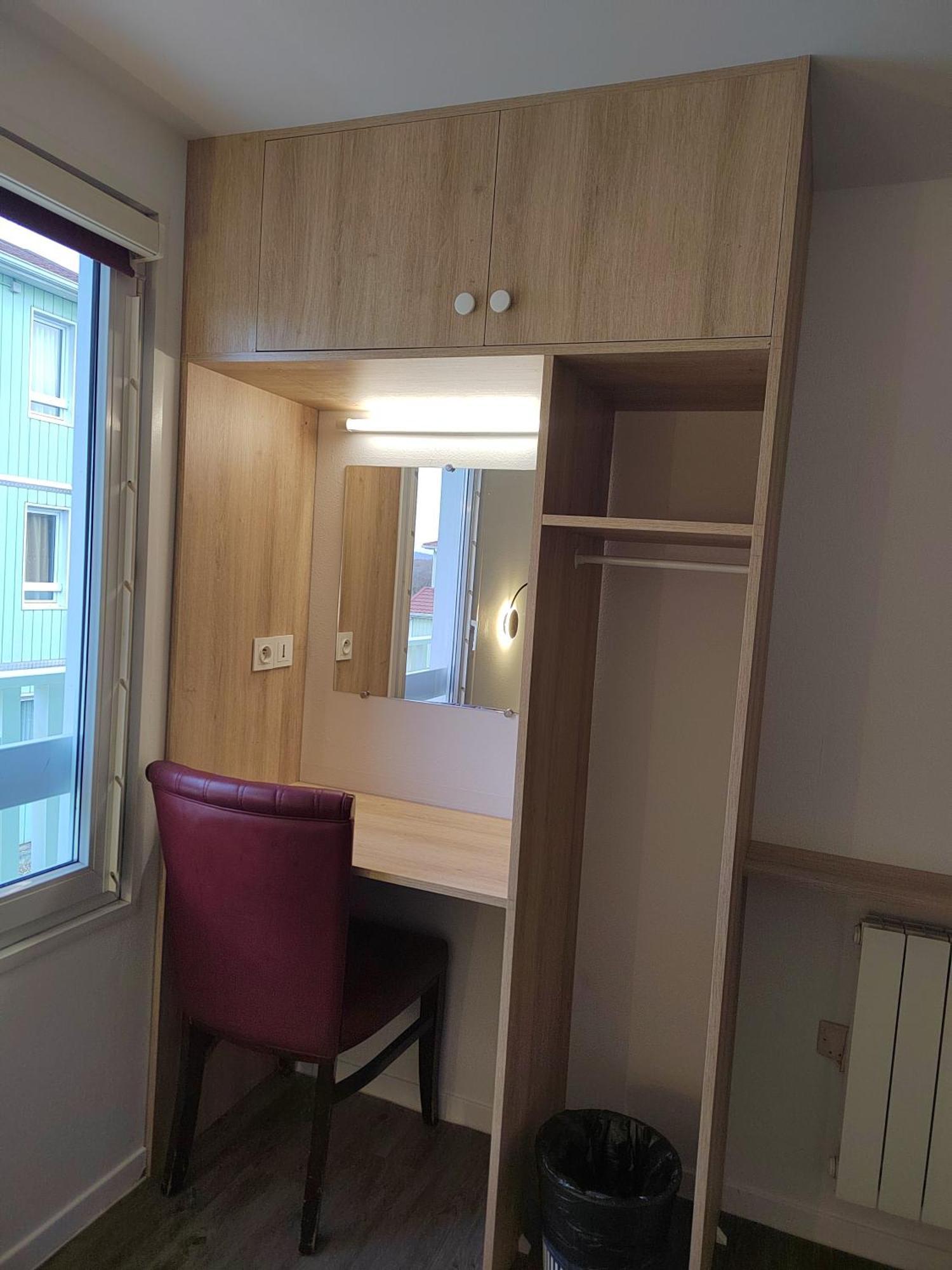 Fasthotel Paris Ouest Bouafle Bagian luar foto